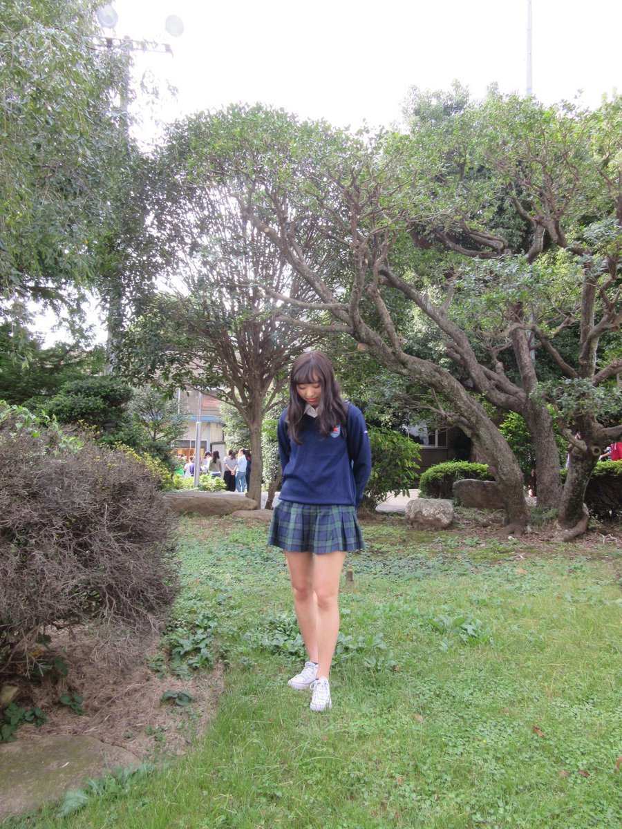 聖心女子大学e S S 10月 聖心祭 年に一度開催される聖心女子大学の学園祭 昨年essはディズニーシーでおなじみの餃子ドッグを売りました 聖心祭ではshessお揃いのセーターを着てみんなでワイワイ楽しみますよ ヾ ﾉ 春から聖心