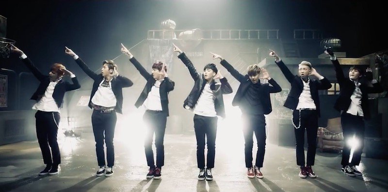 Pnapaj's tweet photo. #BTS’s “Boy In Luv” Becomes Their 4th MV To Reach 100 Million Views https://t.co/D5BKR0lXIy by #zhennienhya via @c0nvey https://t.co/gTNKGrTuDZ