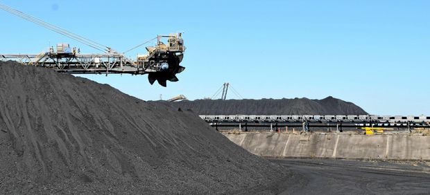 _ctnews's tweet photo. Baralaba Coal plans huge new local mine - https://t.co/TCNlaZ4k4Y https://t.co/jZ6wsNiIHm