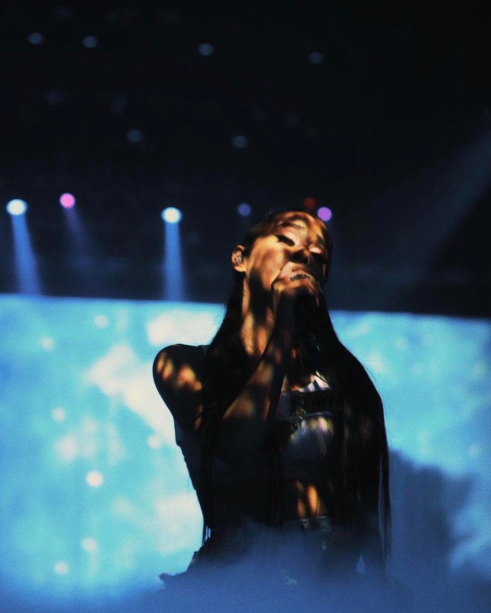AG_PerfectP's tweet photo. #DWTIndianapolis 11/03 https://t.co/UwPGXuaAdH