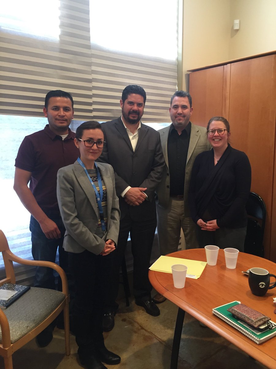 ConsulmexSFO's tweet photo. Reunión del Cónsul @gemijose con Dir @PaulChavez del Centro Legal La Raza #ACILEP en materia migratoria https://t.co/uScPYrN0wT