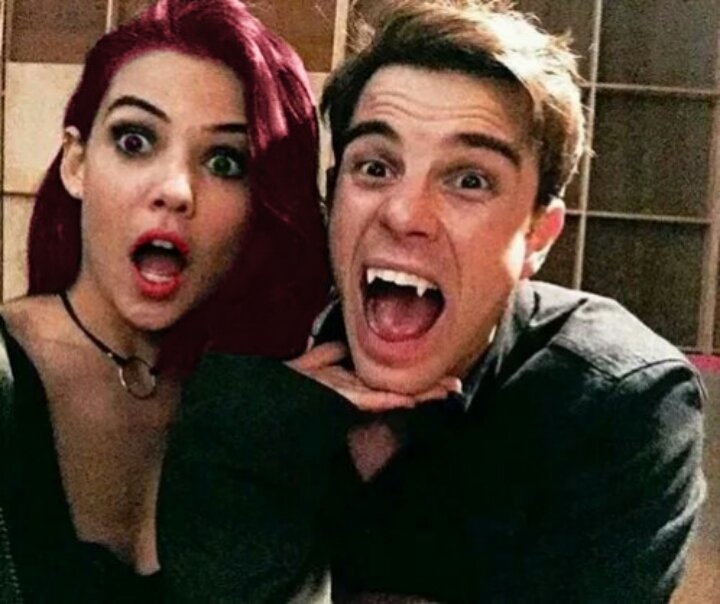 xSpringBreak's tweet image. "When was the last time when we were this carefree together?"