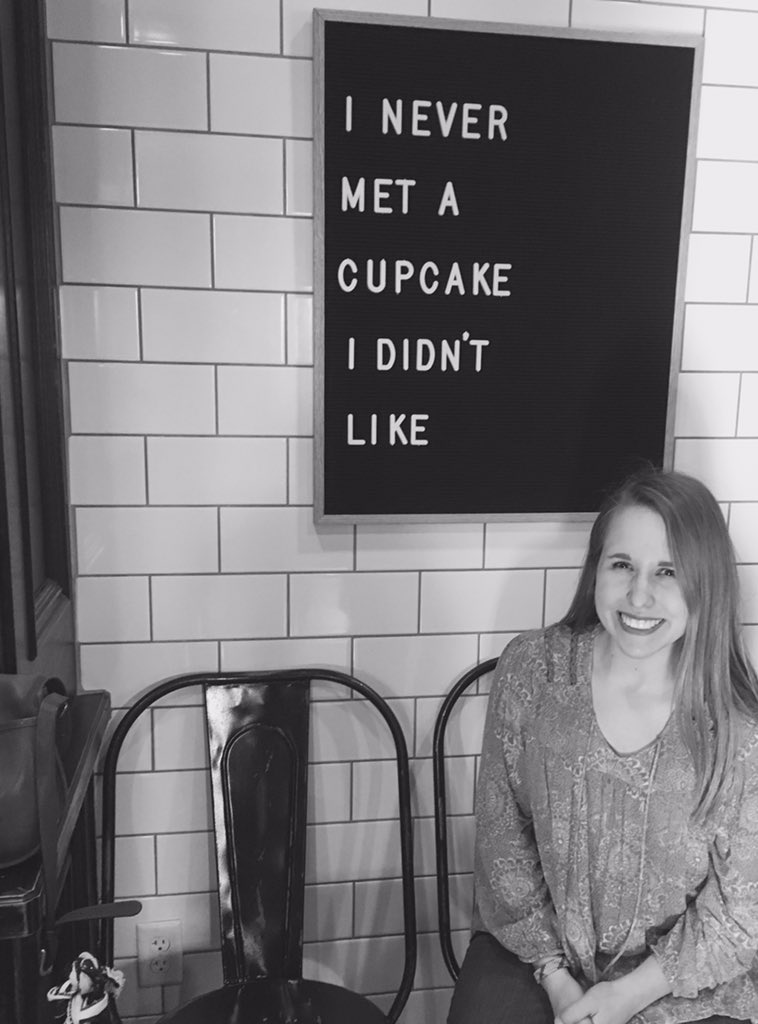 TaylorEversole1's tweet photo. oh happy day🌷🍪 https://t.co/MRFVhLb1N9