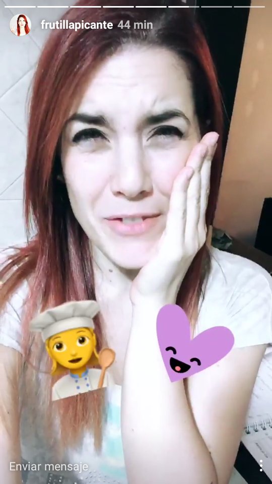 GuadiiND's tweet photo. Aww que hermoso es ver a @FrutillaPicante  feliz y cumpliendo sus sueños. LA AMO💖 #FrutiPastelera https://t.co/WaetXozbpa