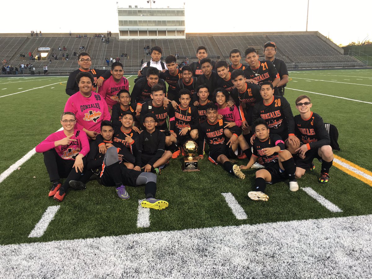 GonzBoysSoccer's tweet photo. Your 2016-2017 district champs ⚽️#ApacheSoccer https://t.co/TGwXT2RvWO