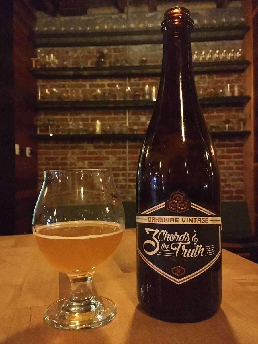 BREWPUBLIC's tweet photo. Shared this @Oakshire, @CamBrewingCo & @BeavertownBeer collaboration 3 Chords & the Truth this evening. #brettanomyces #paleale #cbc2015 https://t.co/aLzOQAyznd