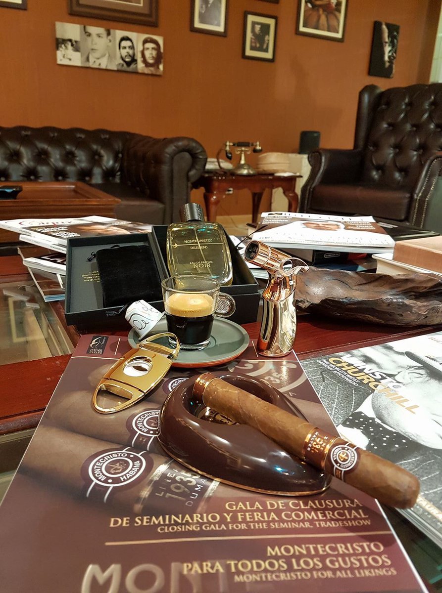 MilleCentum's tweet photo. Montecristo Deleggend at Big Smoke Kuwait
#MontecristoDeleggend #Perfume #Fragrances #MilleCentum #Enjoy #BigSmokeKW #Habanos #Puros https://t.co/l9baLsRkYq