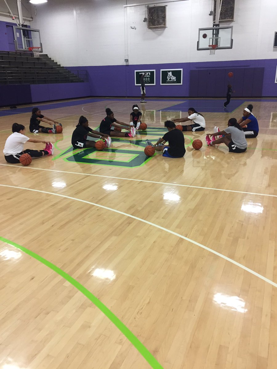 EaddieTeamElite's tweet photo. The grind don't stop and the hustle don't quit..... https://t.co/RMPkAe5Vv3