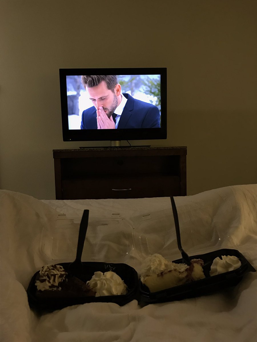 my kinda spring break #TheBachelor #cheesecake #fancyhotel