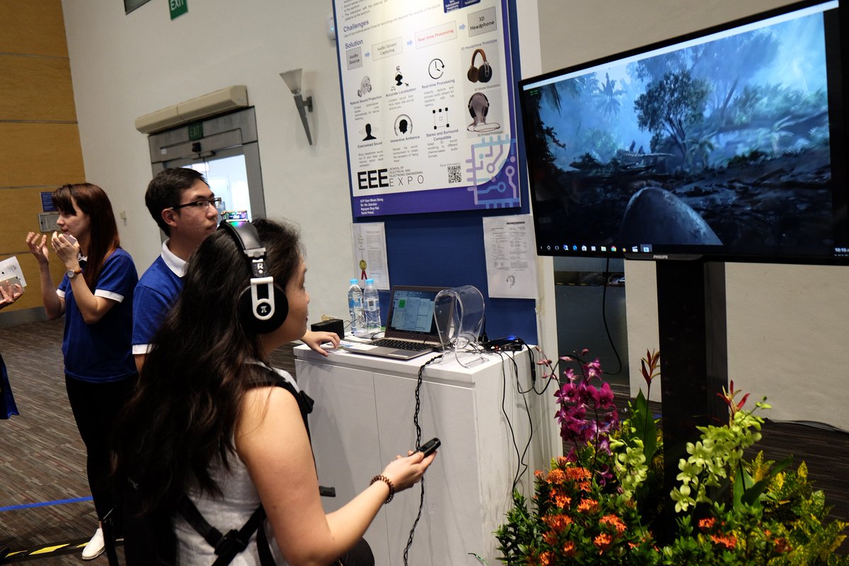 NTUsg's tweet photo. Wireless charging #technology for #electriccars,invisible headphones & more smart #engineering #inventions showcased at the #NTUsg #EEEexpo. https://t.co/cUUIircGxz