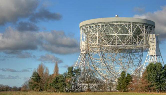 Teleskop "Jodrell Bank", usia bukan alasan untuk kuno.

see more on our Instagram here..
instagram.com/p/BRmifZtDWDL/