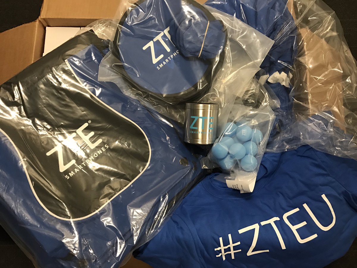 MelissaVaj's tweet photo. 40 lbs of love from @zteusa &amp; swag items even include @eos products! W O W #ZTEU #sponsored https://t.co/JBeclnq08a