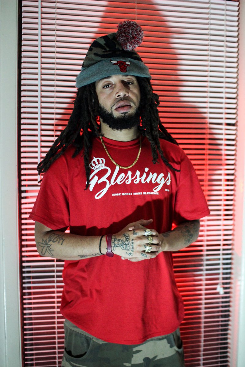 triplembinc's tweet photo. New TripleMb shirts Out Now !! Follow @triplemb.inc for more detail 💸More Money More Blessings💸 https://t.co/LtP5t005UF