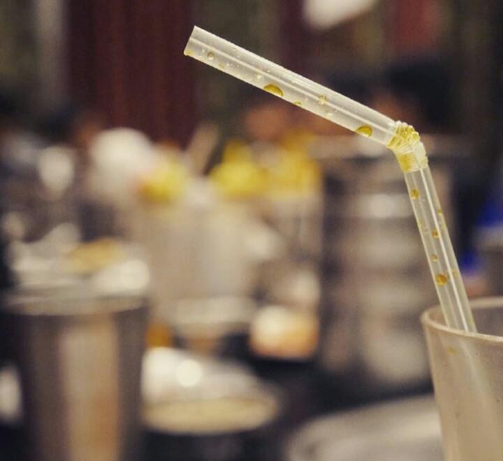 abhishek_msh's tweet photo. So this is called a perfect focus! #perfect #Focus #perfectFocus #straw #photography #photooftheday #cannon #cannonphotograply 🙌📷 https://t.co/8f6uyoVSuC