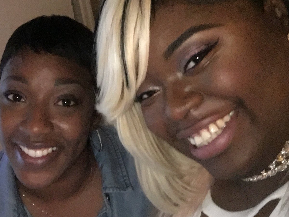 Happy Birthday 🎁 to the princess of the Petty Tag Team, my fellow BOSS Womeneur, TT's lil Rollie 😍...Ms Blondie Wade herself <a href="/D_Wadee13/">NationalBlondieDay🍉🍋💛</a> 😘😝