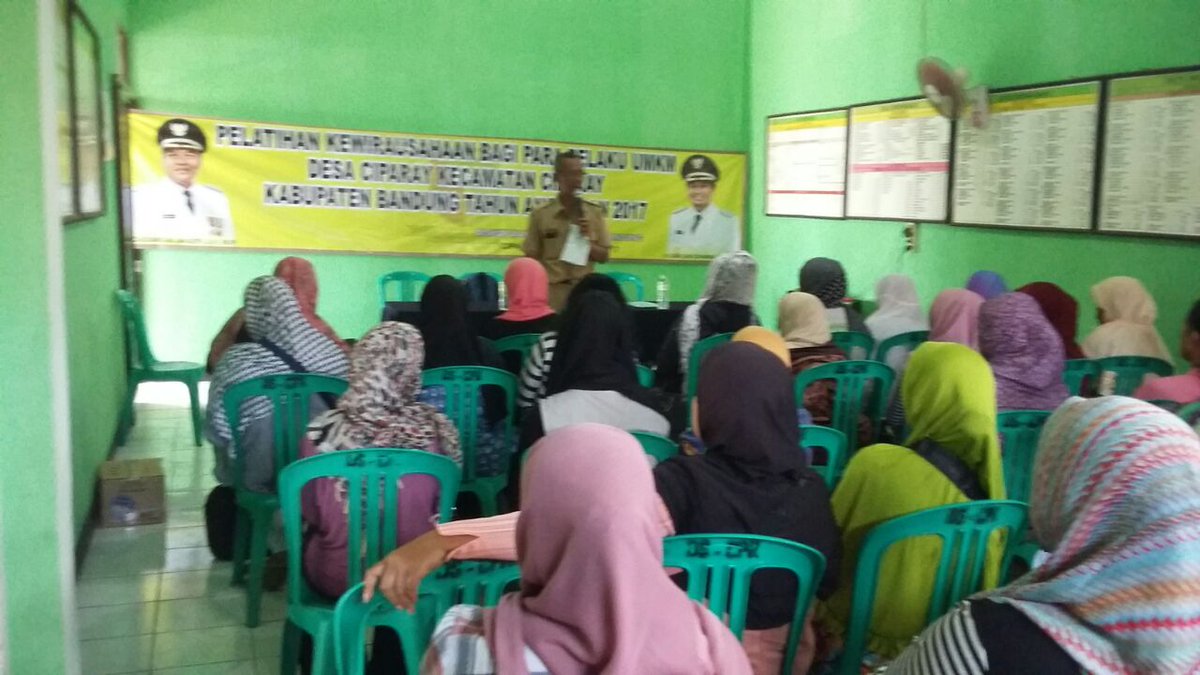 kegiatan PLD di Desa dampingan masing2 yg ada dI kab.Bandung smoga desa smakin maju@HasanBa09528408 <a href="/KemenDesa/">Fast Track Travel</a>