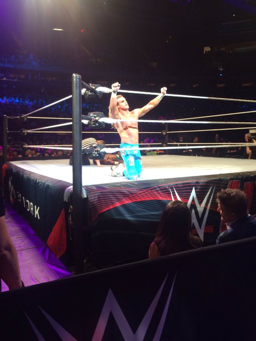 Love it! #@HEELZiggler celebrating his win the other night @TheGarden - I even caught his #tshirt #winning<a class="tags" target="_blank" title="On Twitter" href="/?out=eyJ0eXAiOiJKV1QiLCJhbGciOiJIUzUxMiJ9.eyJpYXQiOjE3MjA4NTAxNTgsImlzcyI6InR3cG9ybnN0YXJzLmNvbSIsIm5iZiI6MTcyMDg1MDE1OCwiZXhwIjoxNzUyMzg2MTU4LCJyZWRpcmVjdF91cmwiOiJodHRwczovL3R3aXR0ZXIuY29tL0hFRUxaaWdnbGVyIn0.H8p7OJRCsZZ5jyBcVksh2_KDuIU4iahYnJp9xKYM1VR9HgJAp9e1u_frUDRZbz1B5Dgrui57oDx2EHjoL3LlYA">@HEELZiggler</a><a href="/tag/winning"class="tags"><span>#winning</span></a><a href="/tag/tshirt"class="tags"><span>#tshirt</span></a>
