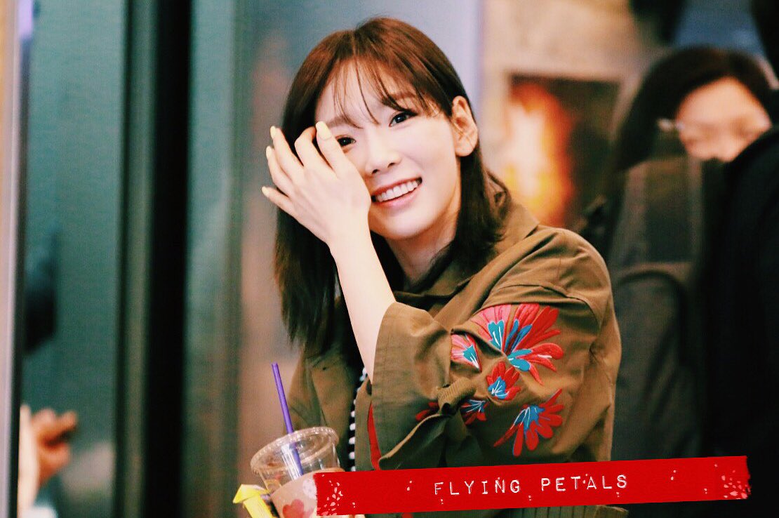 [PIC][14-03-2017]TaeYeon trở thành khách mời trên "KBS CoolFM Park Jiyoon's Gayo Plaza Radio" + Ghi hình cho chương trình "KBS Yoo Hee Yeol Sketchbook" vào hôm nay - Page 2 C62jZQcU0AAZQ8S