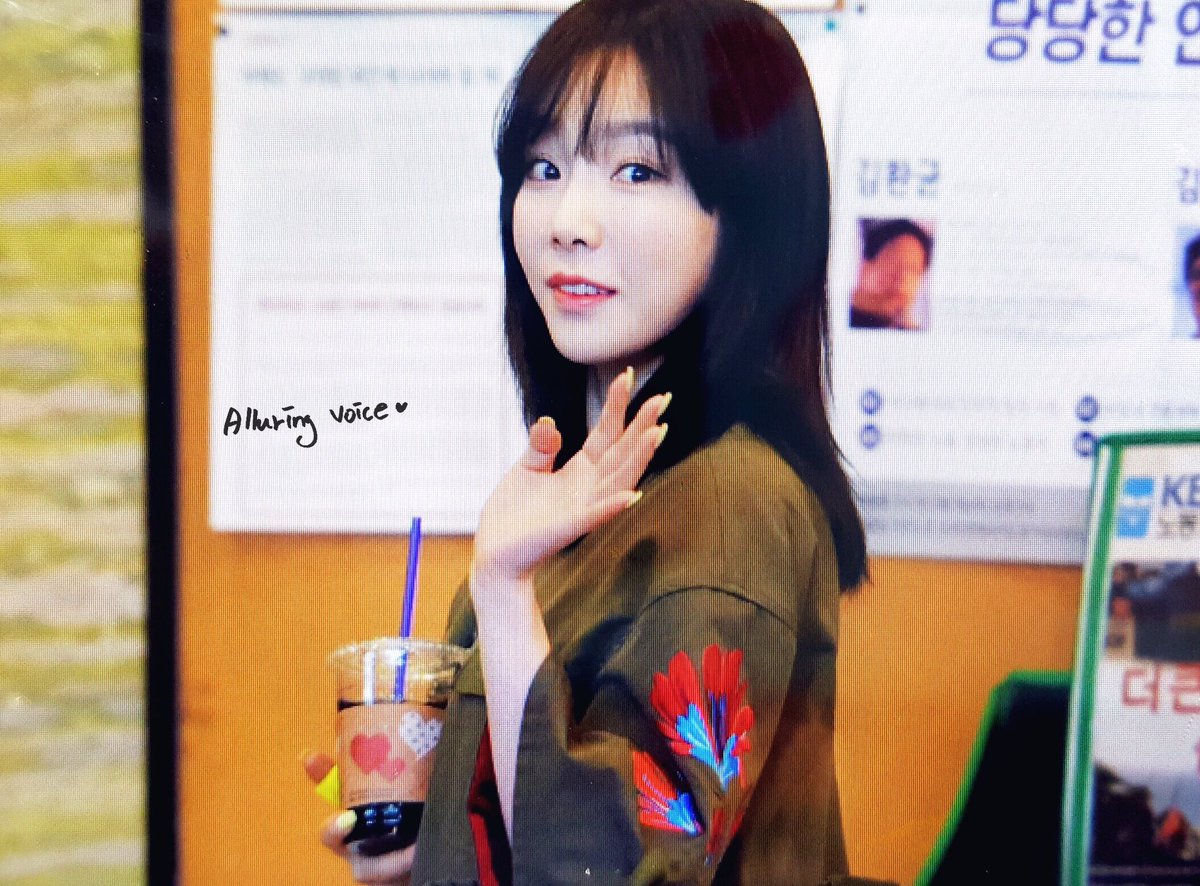 [PIC][14-03-2017]TaeYeon trở thành khách mời trên "KBS CoolFM Park Jiyoon's Gayo Plaza Radio" + Ghi hình cho chương trình "KBS Yoo Hee Yeol Sketchbook" vào hôm nay C62jd3xVoAA3UHf