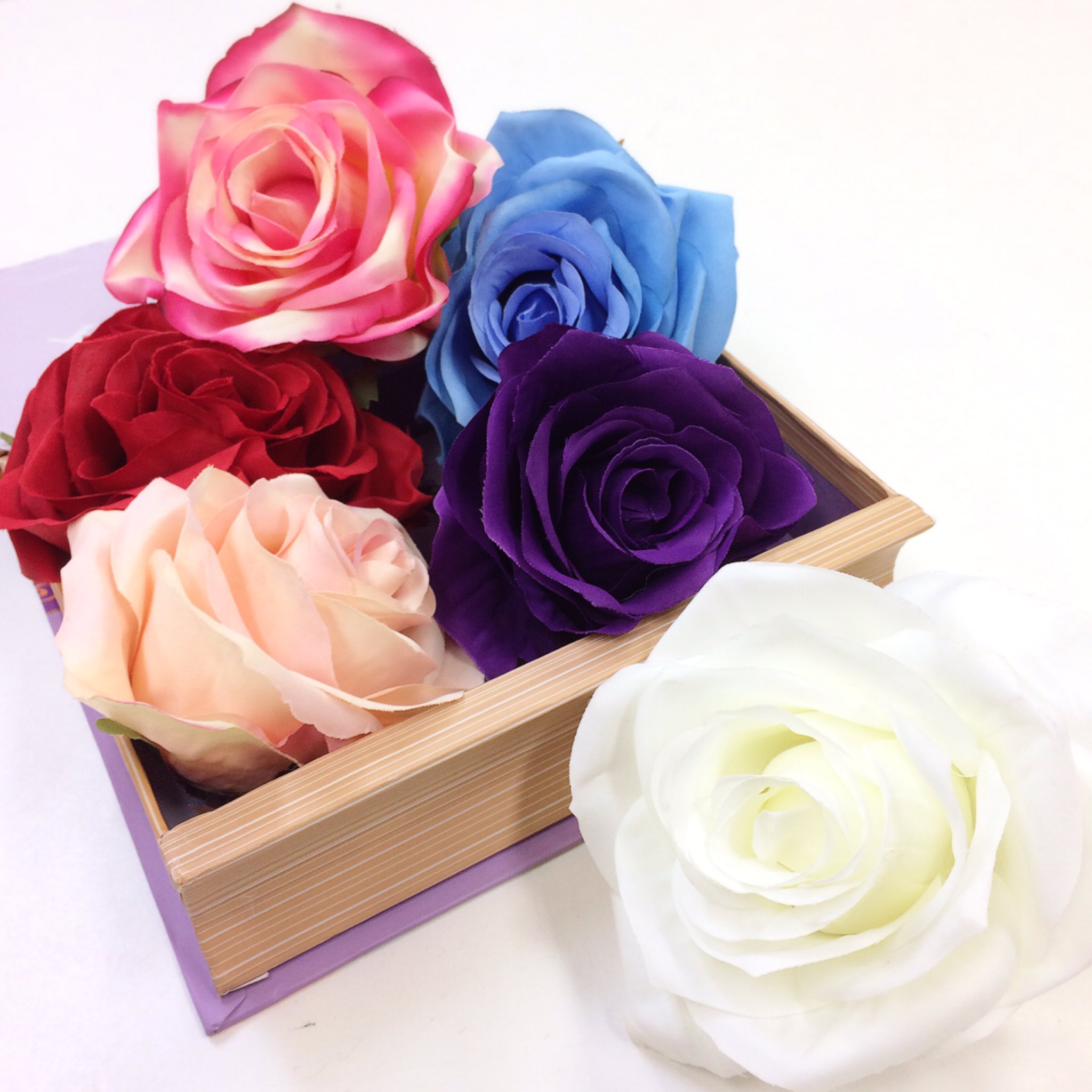 公式 Pariskid S原宿店 パリスキッズ 大きめの薔薇コサージュ 髪飾りとしてはもちろんかばんやインテリヤとしても使えちゃう ローズ コサージュ 髪飾り 全6色 540 Online Shop T Co Lnuetlkvbx パリスキッズ Pariskids ネット