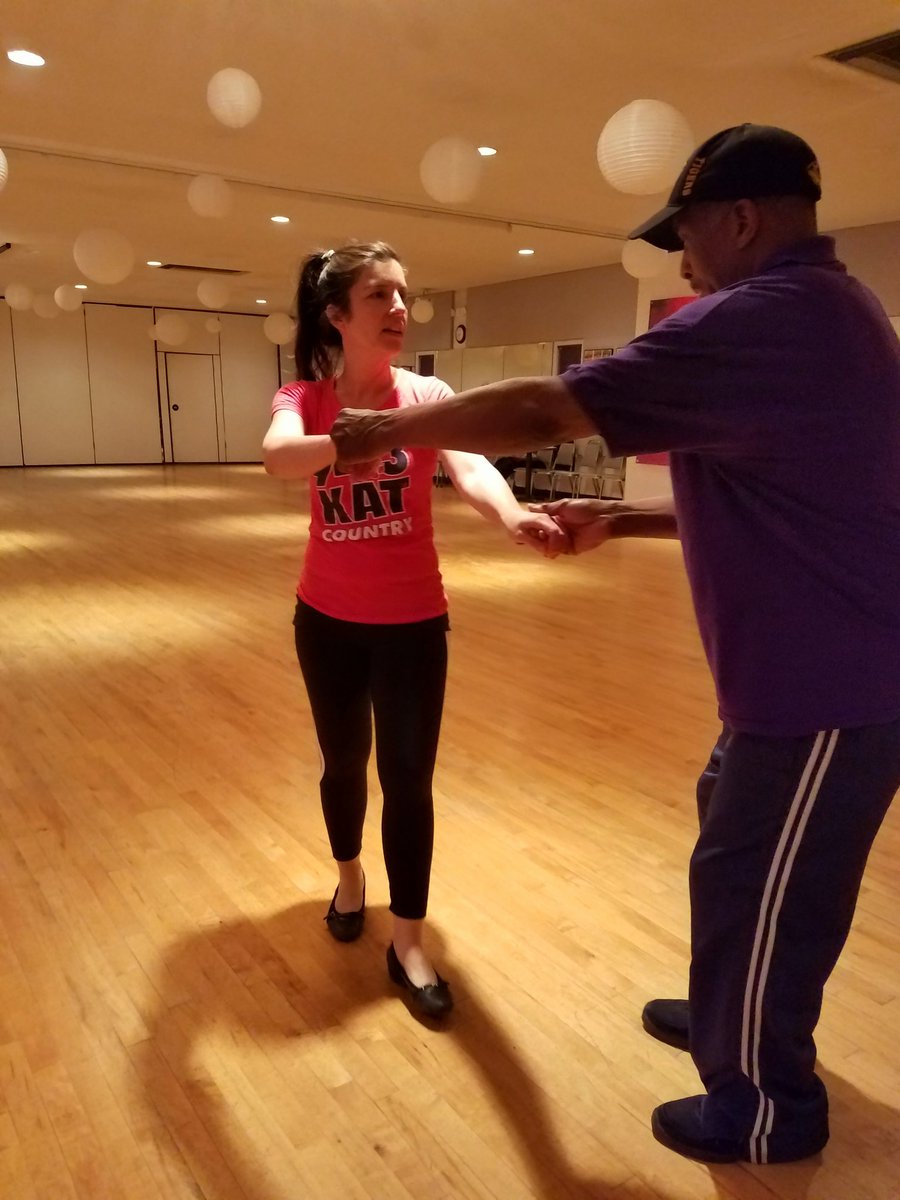 CarrieTergin's tweet photo. We're going to do WHAT!? @SSMHealthMidMO #DancingWiththeStars #DancingJCMO https://t.co/i8PLNTRXTr #FliptheMayor #MayorTergin https://t.co/FVdIvqmcA1