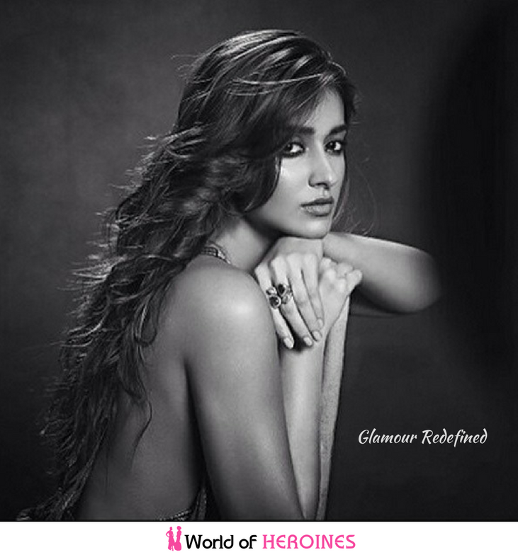 worldofheroines's tweet photo. #Glamour is about #confidence and really owning the #look.
Pic: #IleanaDcruz
(#WorldofHeroines #GlamourRedefined) https://t.co/8dVt1tUuqj