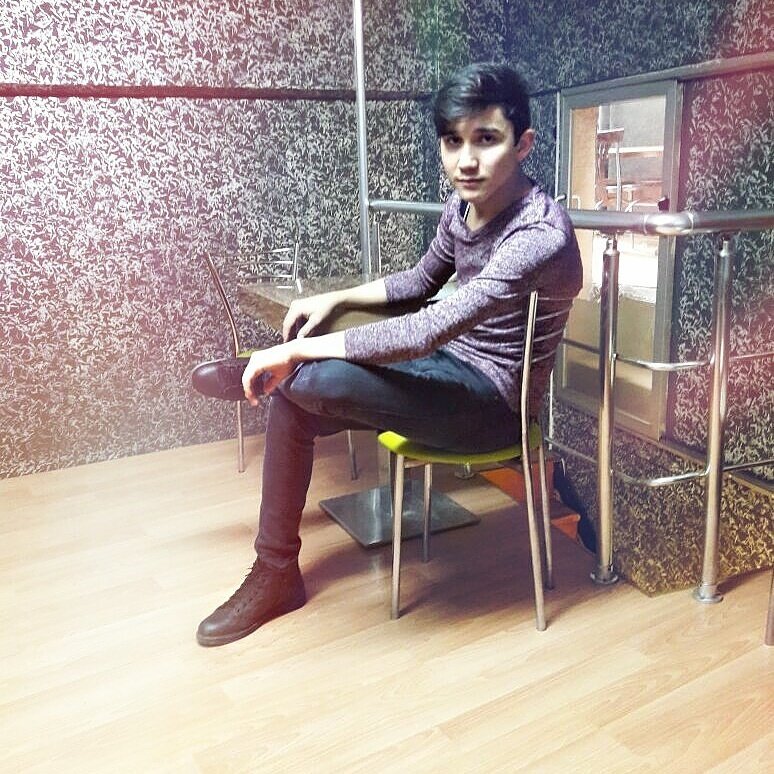 Ne demiş zeki müren elbet birgün buluşacağız