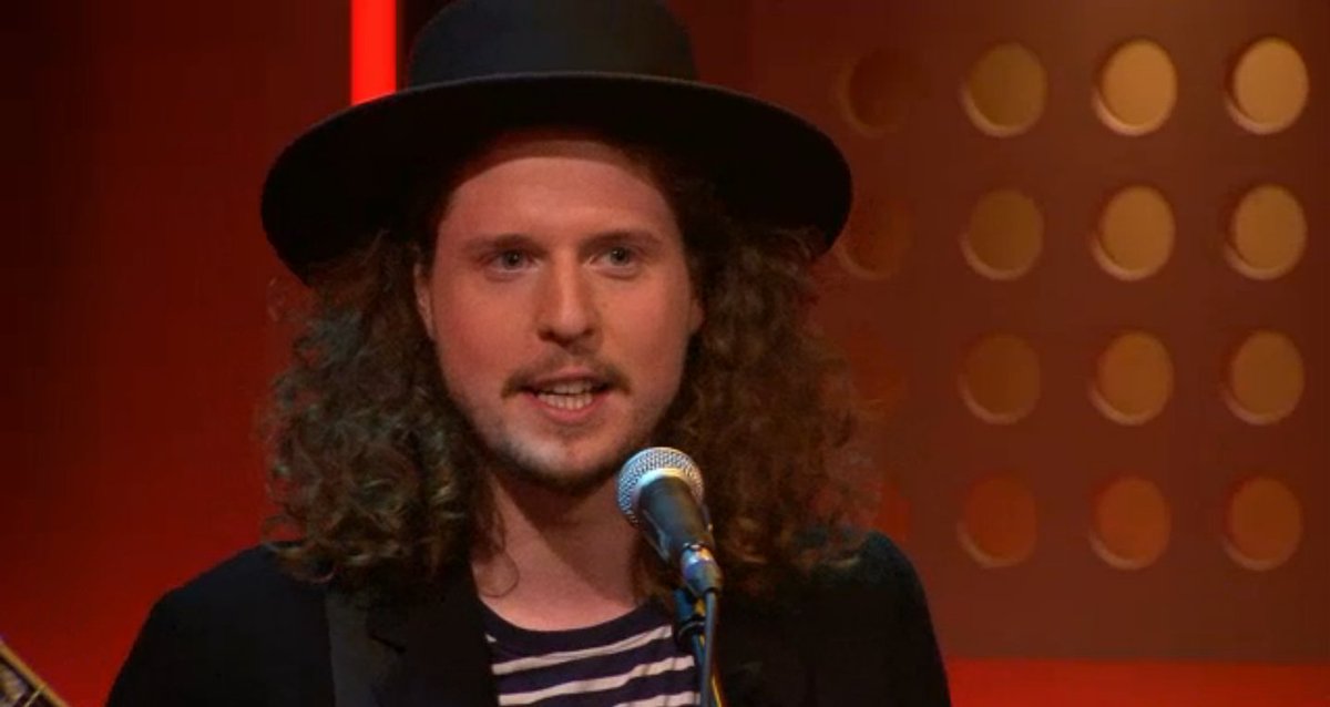 omroepvara's tweet photo. Je nieuwe favoriete indierockband @EPenguins speelt hun nieuwste nummer live bij @dwdd:
https://t.co/xY94ib718d #lekkeretrack #dwdd https://t.co/8QJqBgdTiB