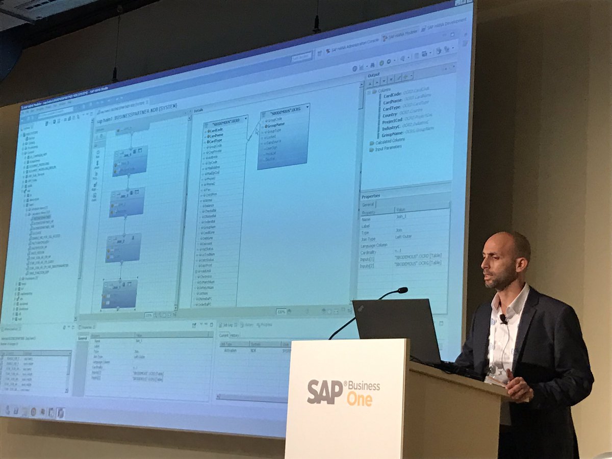 GianluigiTweet's tweet photo. At #smbsummit2017 @HaimPaniri goes deeper and deeper into the #SAPHANA modeling tools. Great content for all #SAPBusinessOne #sappartners !! https://t.co/nDUMWocJIP