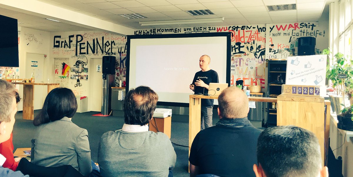Interesting demo of nanopayments by @satoshipay, in a very unusual setting!!! <a href="/as_pnp/">Axel Springer PnP</a> <a href="/FintechSafary/">Fintech Safary</a>