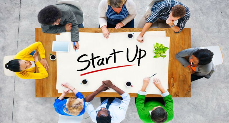 BwDisrupt's tweet photo. @fintechvizag Launches ‘#Finteract’ - A Platform to Engage #startup Community. @Chaayos @Salujanitin @pharmeasyapp https://t.co/EKkw9lsqk6 https://t.co/xMLzkQ6jmj