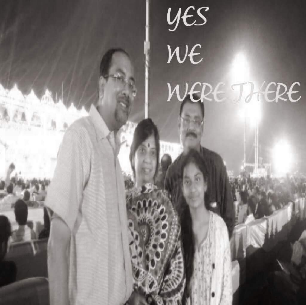helpiin's tweet photo. #relivewcf  Wonderful Memories @CKakrania @anju29kakrania @SriSri @Vinay https://t.co/n3eYdDXdEY
