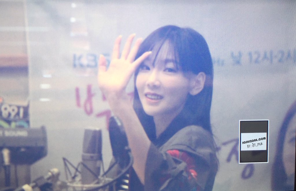 [PIC][14-03-2017]TaeYeon trở thành khách mời trên "KBS CoolFM Park Jiyoon's Gayo Plaza Radio" + Ghi hình cho chương trình "KBS Yoo Hee Yeol Sketchbook" vào hôm nay - Page 3 C63NQWuV4AE_UBF