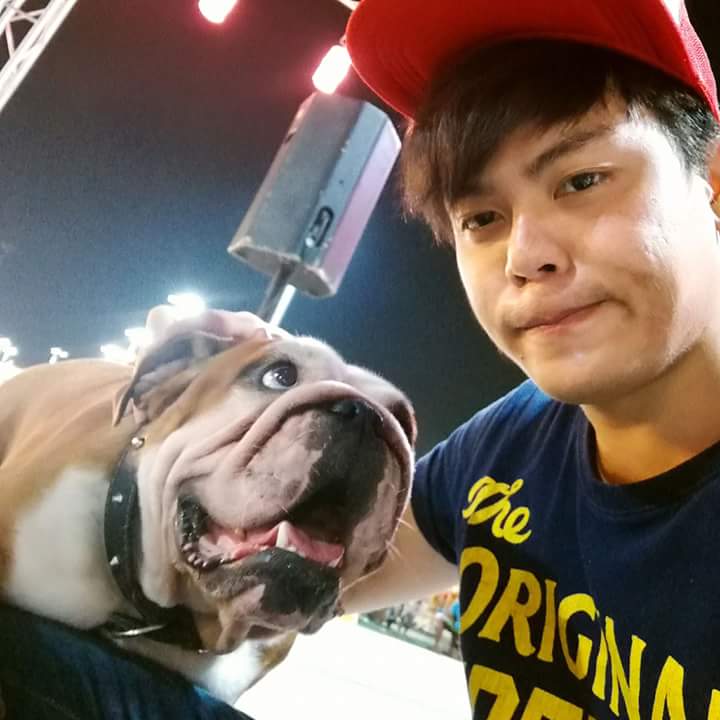 FurasficFark's tweet photo. ฟูฝิก เป็นไดโนเสาร์รักสัตว์ #furasficfark https://t.co/jBbmpUazJB