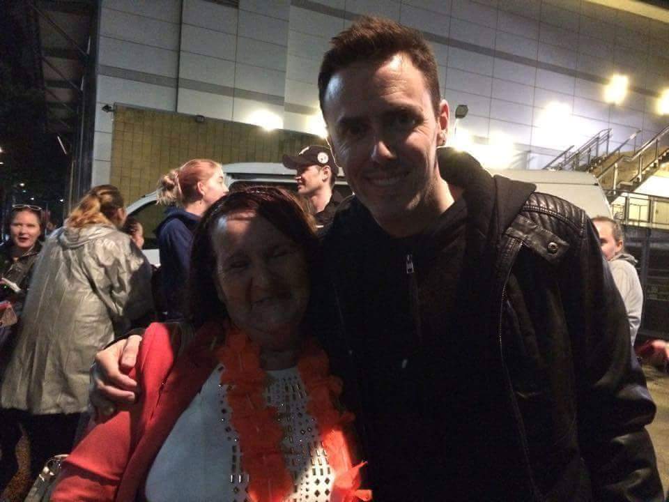 FionaMcWilliam4's tweet photo. @thescript one  of  the  best  nights  of  my  life  thanks  so  much  guys https://t.co/3S6ZjBogGO