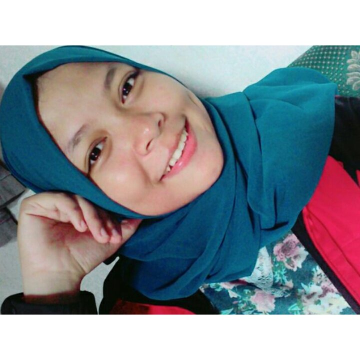 AnaliaZyah's tweet photo. Biar keliatan aktif 😀😀
Follow my instagram : @fauzyahanalia_ https://t.co/7x8u7oNSA0