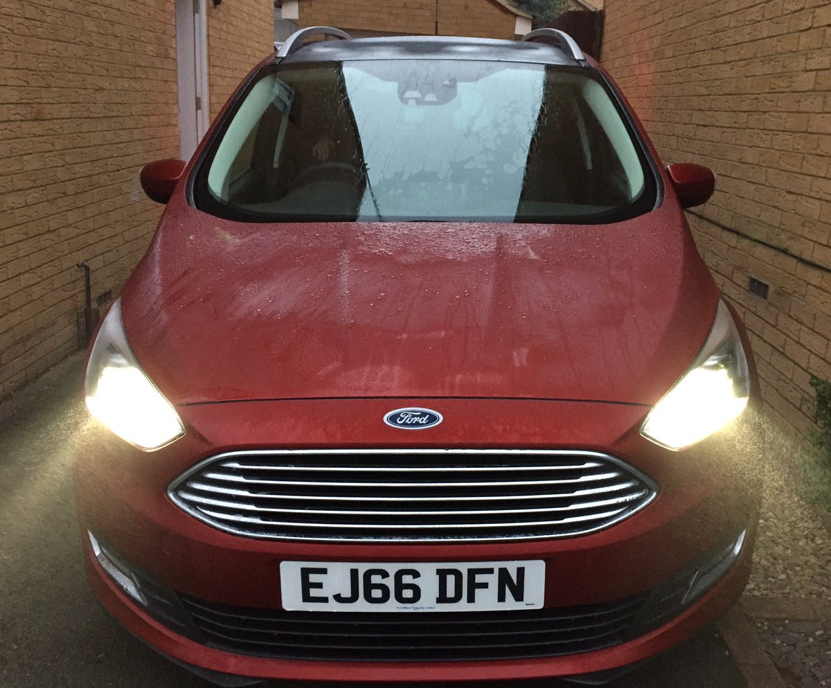 carwriteups's tweet photo. The @forduk #GrandCMax doesn't necessarily have this impact on everyone... but it's useful when you're a #parent.. #motorhappy @HolmesTW https://t.co/p7v1V5C5Zl