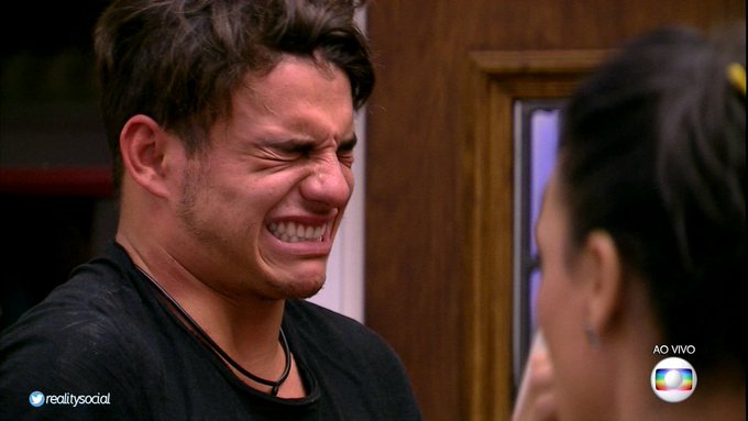Ver imagem no Twitter Ver imagem no Twitter