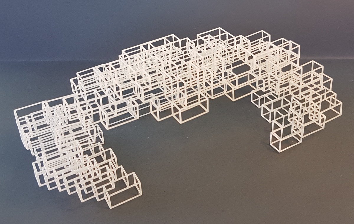 Talearestauro's tweet photo. plastico architettonico prima e dopo la post lavorazione di una struttura reticolare #3d #3dmodeling #3Dprinting #3DSYSTEMS 3510 SD https://t.co/Wh7Q9rxgvb