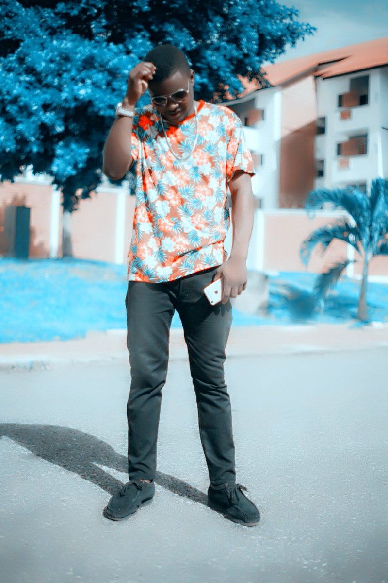 kwaku_lalypap's tweet photo. Errtin I wanna do is to become a #$uper$tar☆
#LuvWishes2BecomeA$uper$tar
#MutualFeeling ft @Sherry Boss
#DatBetterSound @Nana_Laly_Singham https://t.co/MtfIynhr4g