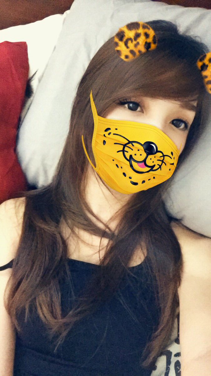 ChinitAya tweet picture