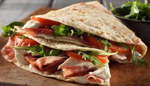 dinabiteapp's tweet photo. Let your fantasy free from #iPiad #MILANO and choose the real #piadinaromagnola! ๐ฎ Show the offer on the #stinjeeapp and pay only 5euros https://t.co/v7VwmJEqpS
