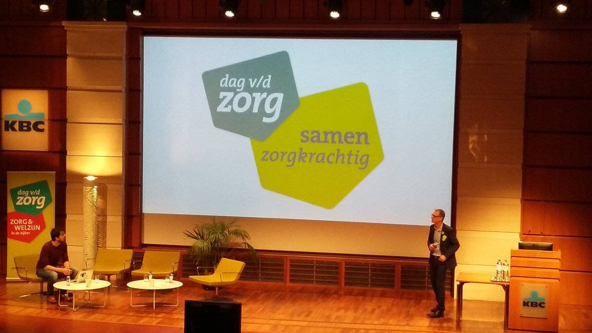 cornelisellen's tweet photo. Samen met t-zorg @tgroep @Wendyhoeck op het Congres Dag van de Zorg. Zorgkrachtig, woord van het jaar? #samenzorgkrachtig #dvdz #proud2beT https://t.co/2WGZltuZXK