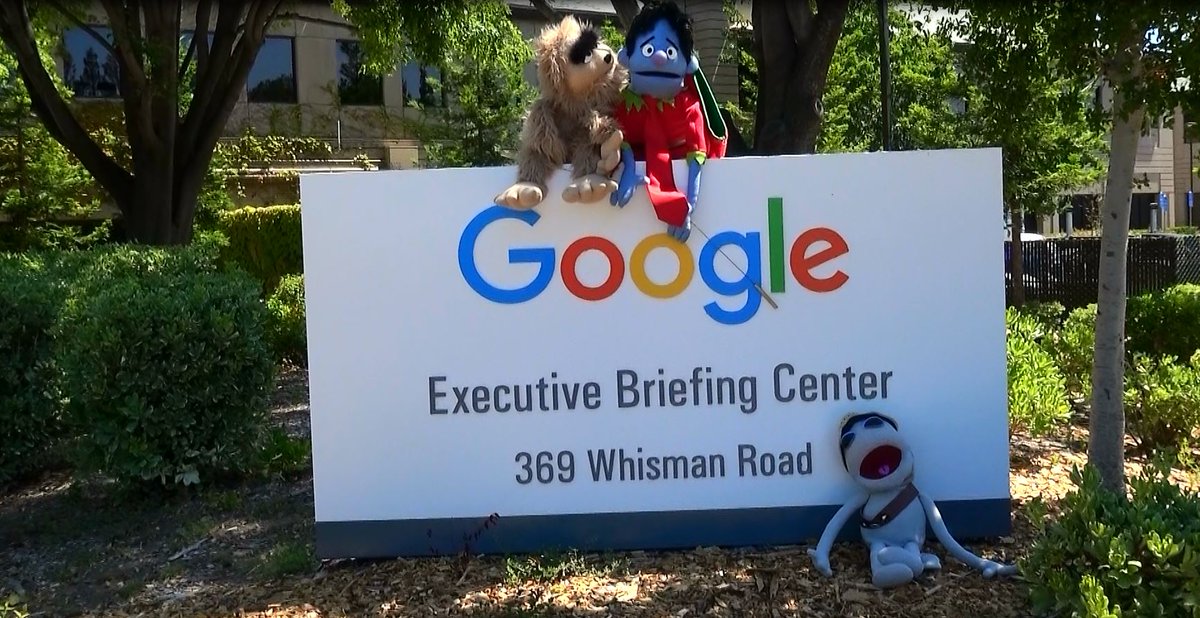 ePuppets's tweet image. Morry The Lemurian Alien Puppet Sits in a Tree in Palo Alto, CA on a Mission to Contact his ET Family #ThePuppetMovie #SiliconValley #Movie