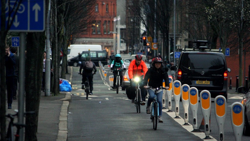 nigreenways's tweet photo. My favourite everyday cycling pics from the last week in Belfast - it's the variety, practicality &amp; sheer numbers which are remarkable :) https://t.co/44qgvlm7US