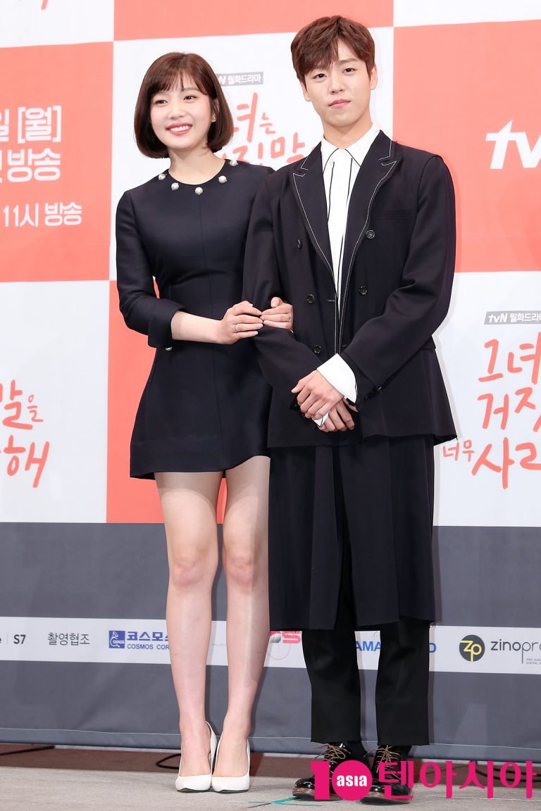 REDVELVET_TH's tweet photo. [PRESS] 170314 #Joy #조이 at The Liar and His Lover Press Conference 
by Tenasia https://t.co/HhxuWgKPXK