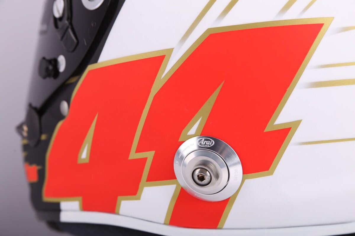 ScheiderTimo's tweet photo. Sneak peak from the all new @FIAWorldRX #arai #helmet from @JMD_helmets #tscrx44 #pointracing kick off 31.3-2.4 17 Days to go!✌️ https://t.co/5aTqaoBVUg