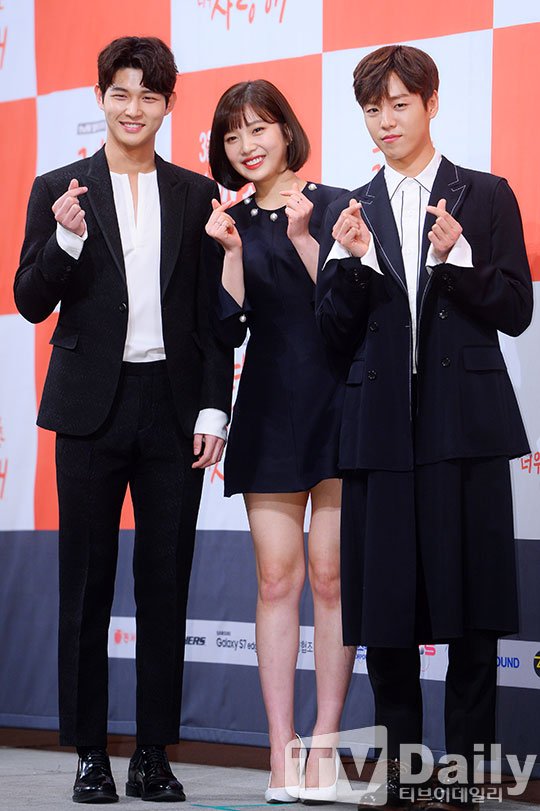 REDVELVET_TH's tweet photo. [PRESS] 170314 #Joy #조이 at The Liar and His Lover Press Conference 
by TV Daily https://t.co/G73FP0vmDp