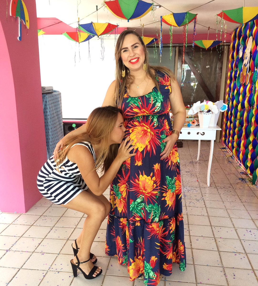 rafaacarvalhooo's tweet photo. Se Deus quiser hoje chega mais um membro da família Carvalho!!! 😳👶 #VemmFabinho https://t.co/AJokLLH1X0