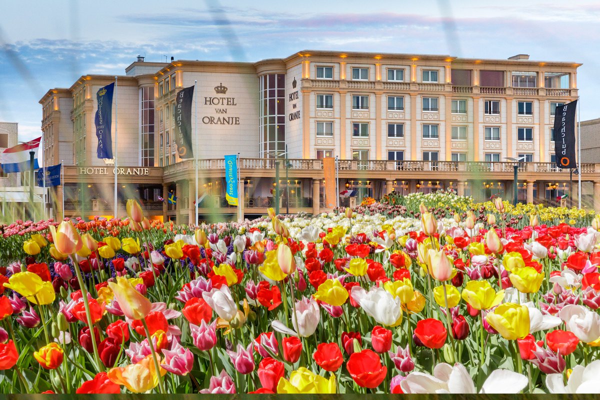 Spring is coming! Don't wait any longer and book our 2017 Keukenhof package now! bit.ly/KeukenhofPacka…